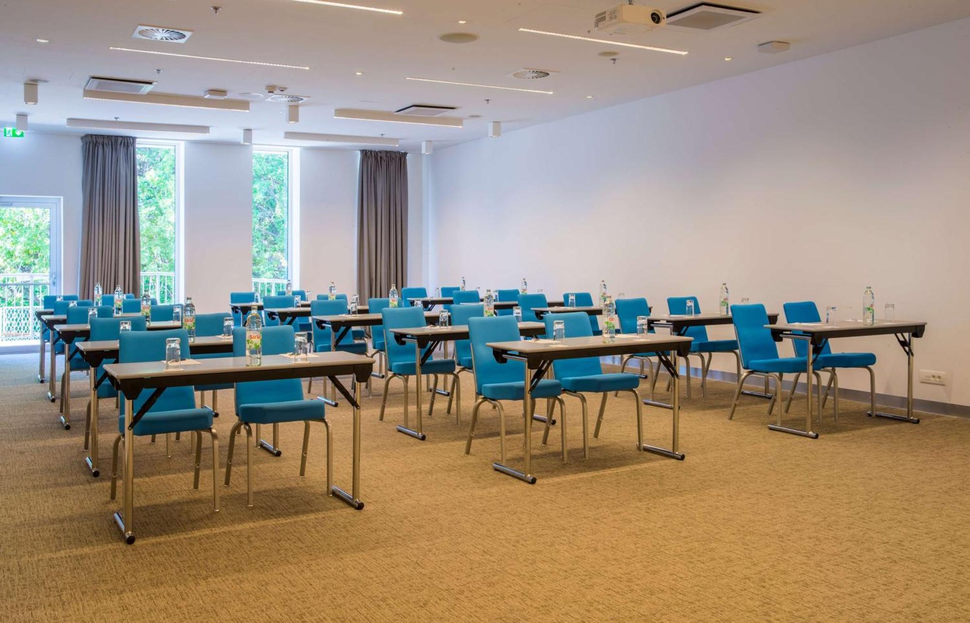 Radisson Blu Resort & Spa Сплит Екстериор снимка Conference room
