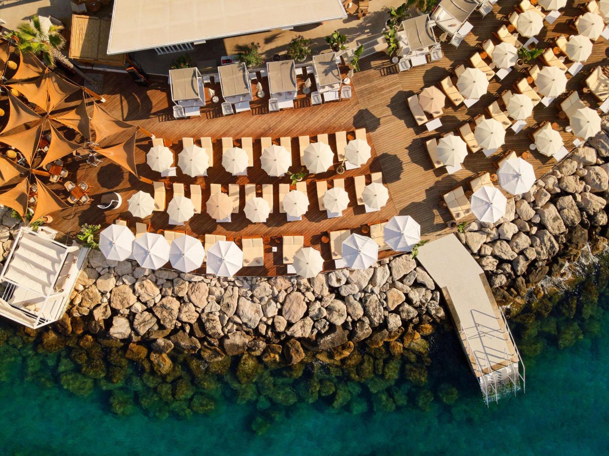 Radisson Blu Resort & Spa Сплит Екстериор снимка Aerial view of the restaurant